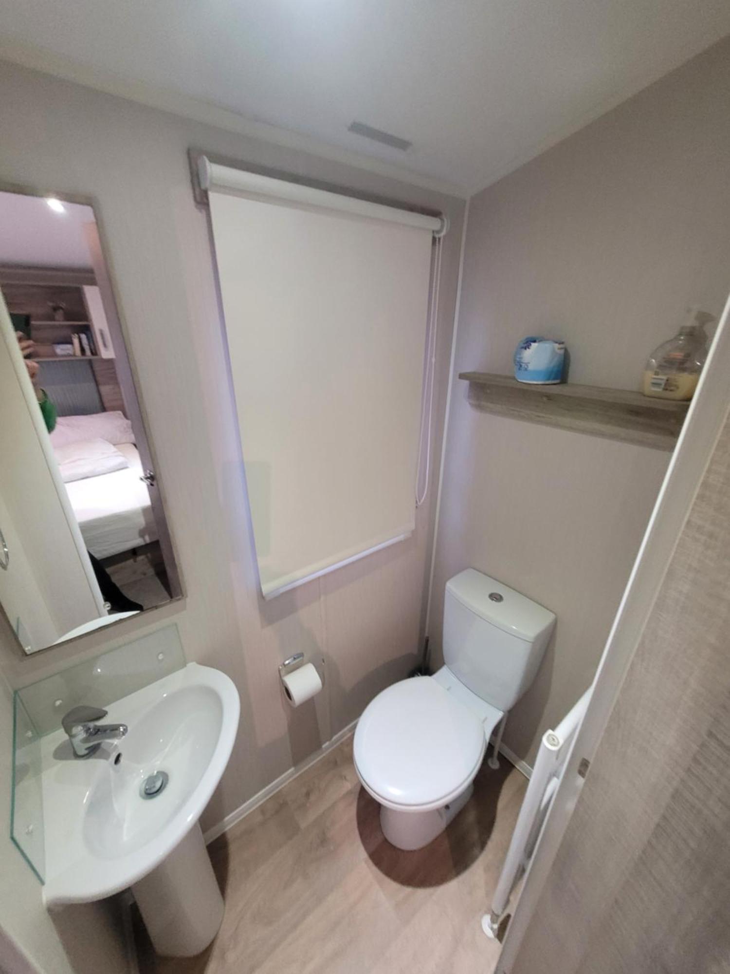 A22 Unity Beach Holiday Resort Unity Brean Sleeps 8 People 3 Bedrooms 1 Pet Stays Free Berrow 외부 사진