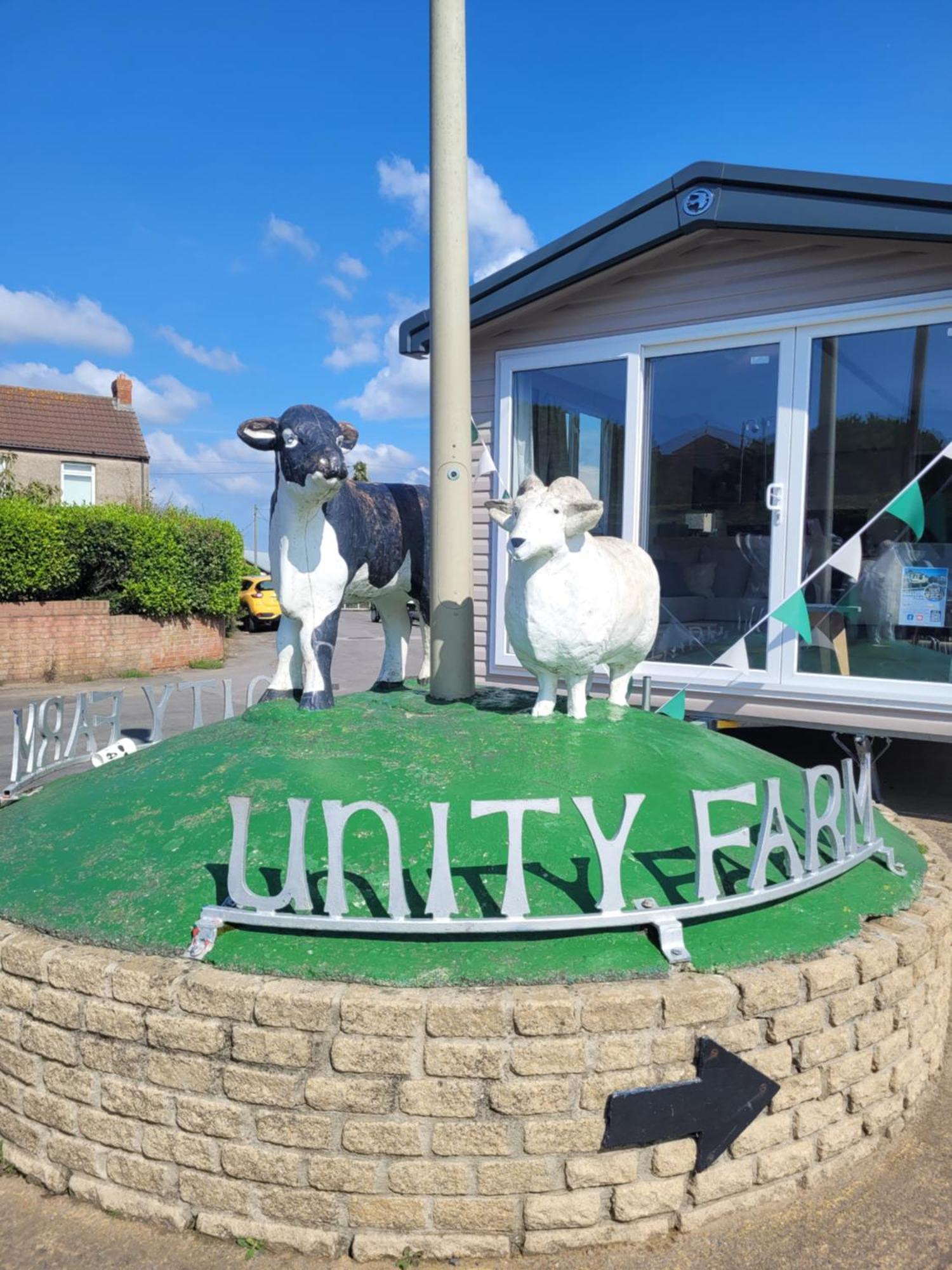 A22 Unity Beach Holiday Resort Unity Brean Sleeps 8 People 3 Bedrooms 1 Pet Stays Free Berrow 외부 사진